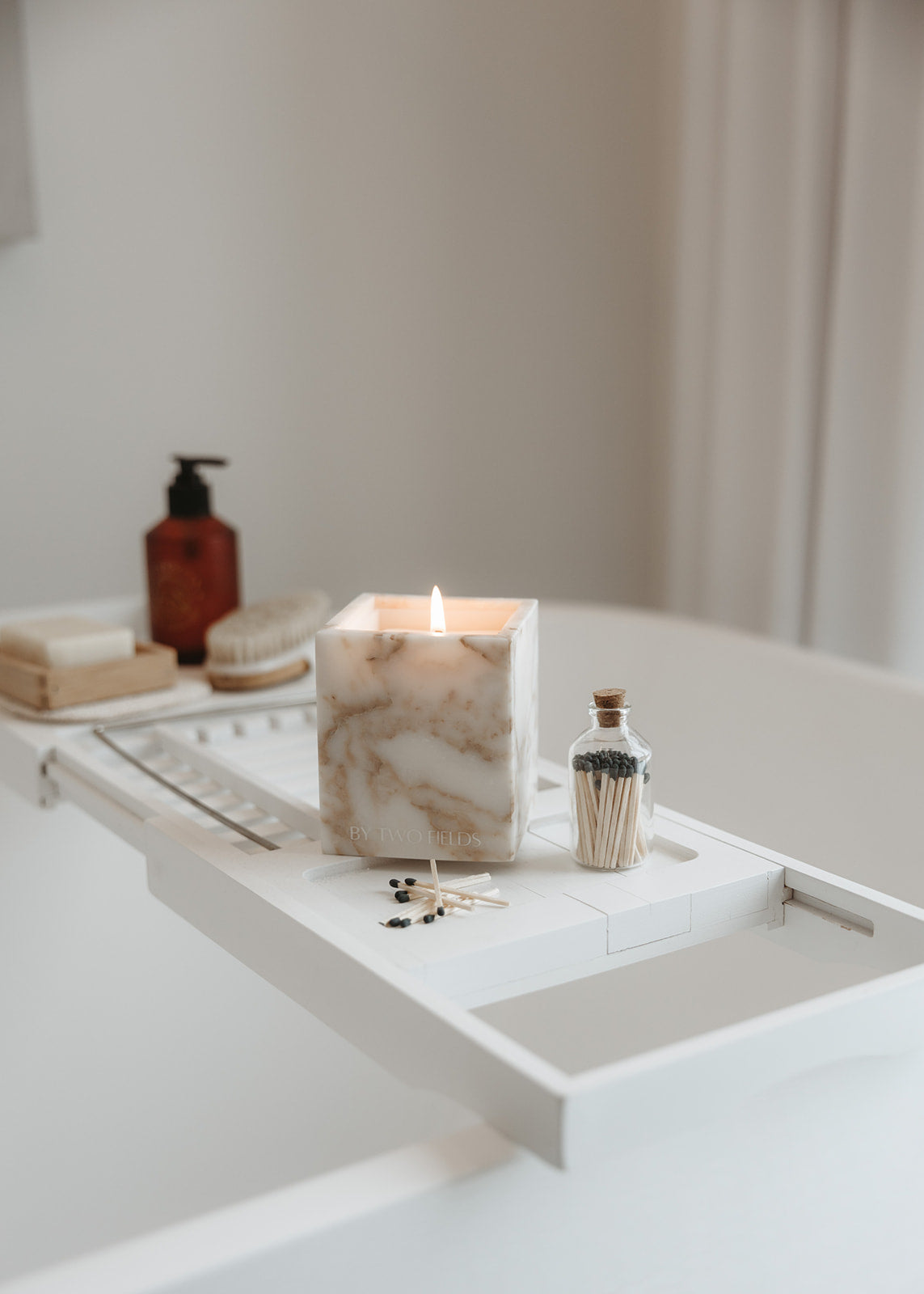 The Refillable Candle System -Light Calacatta